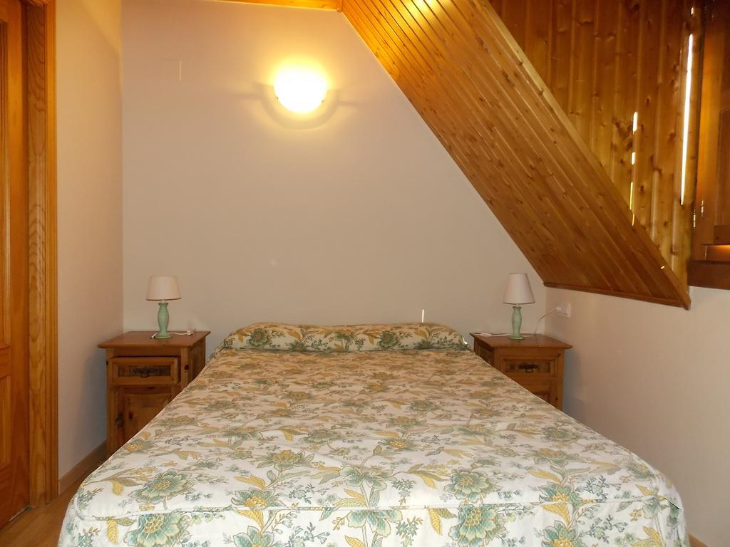 Apartamentos Fidalgo Sandiniés Quarto foto